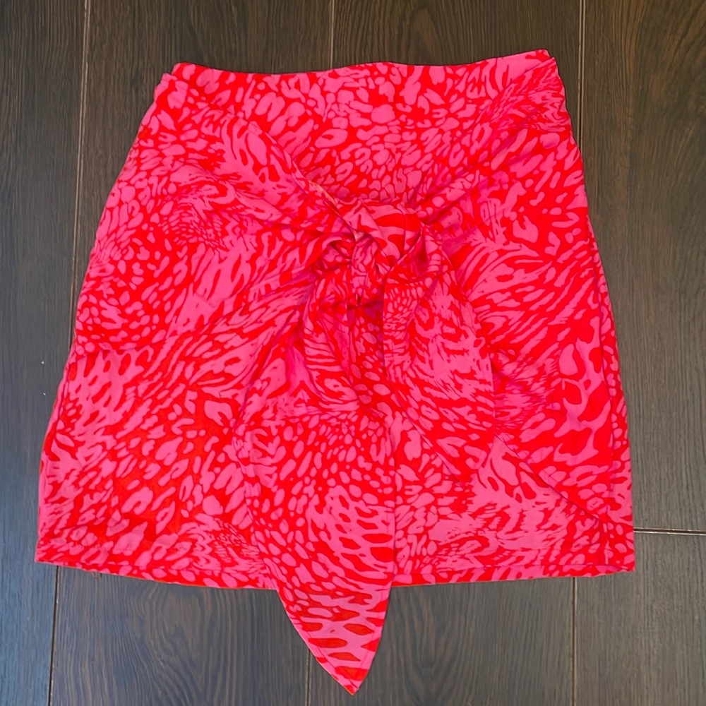 Impressions Floriana Front Tie Skirt in Tangerine/Pink (S)